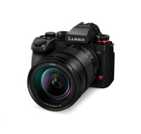 Panasonic Lumix S1M2 Body + Lumix S 24-105 mm